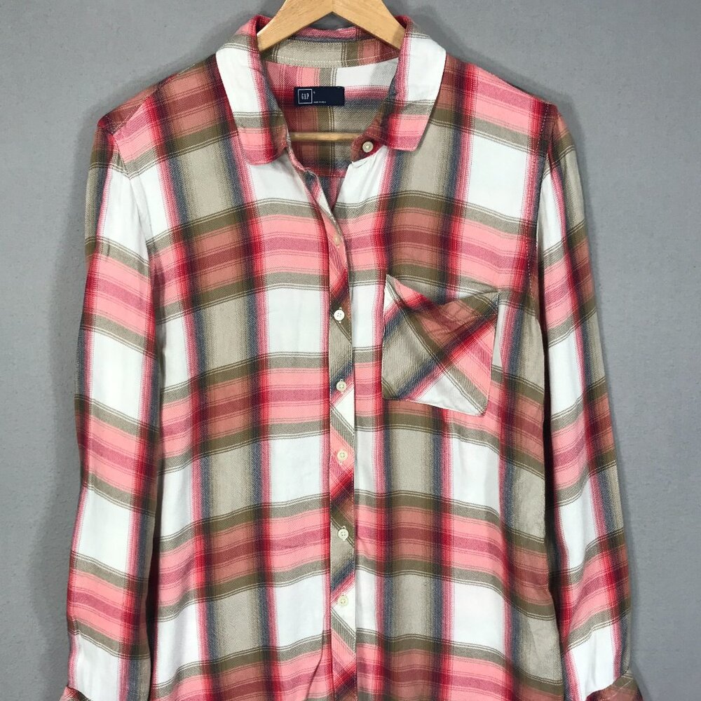 Gap Shirt Women's Large Red White Tan Plaid Button Up Long Sleeve Pocket Rayon